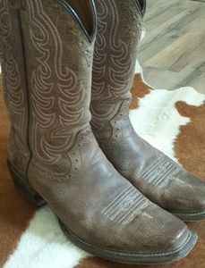 Ariat women's western boots